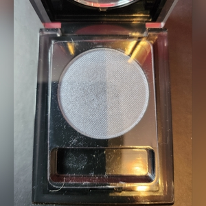 NWOT light blue‎ eyeshadow